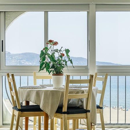 Karina D-Luxe Apartment Empuriabrava Luaran gambar
